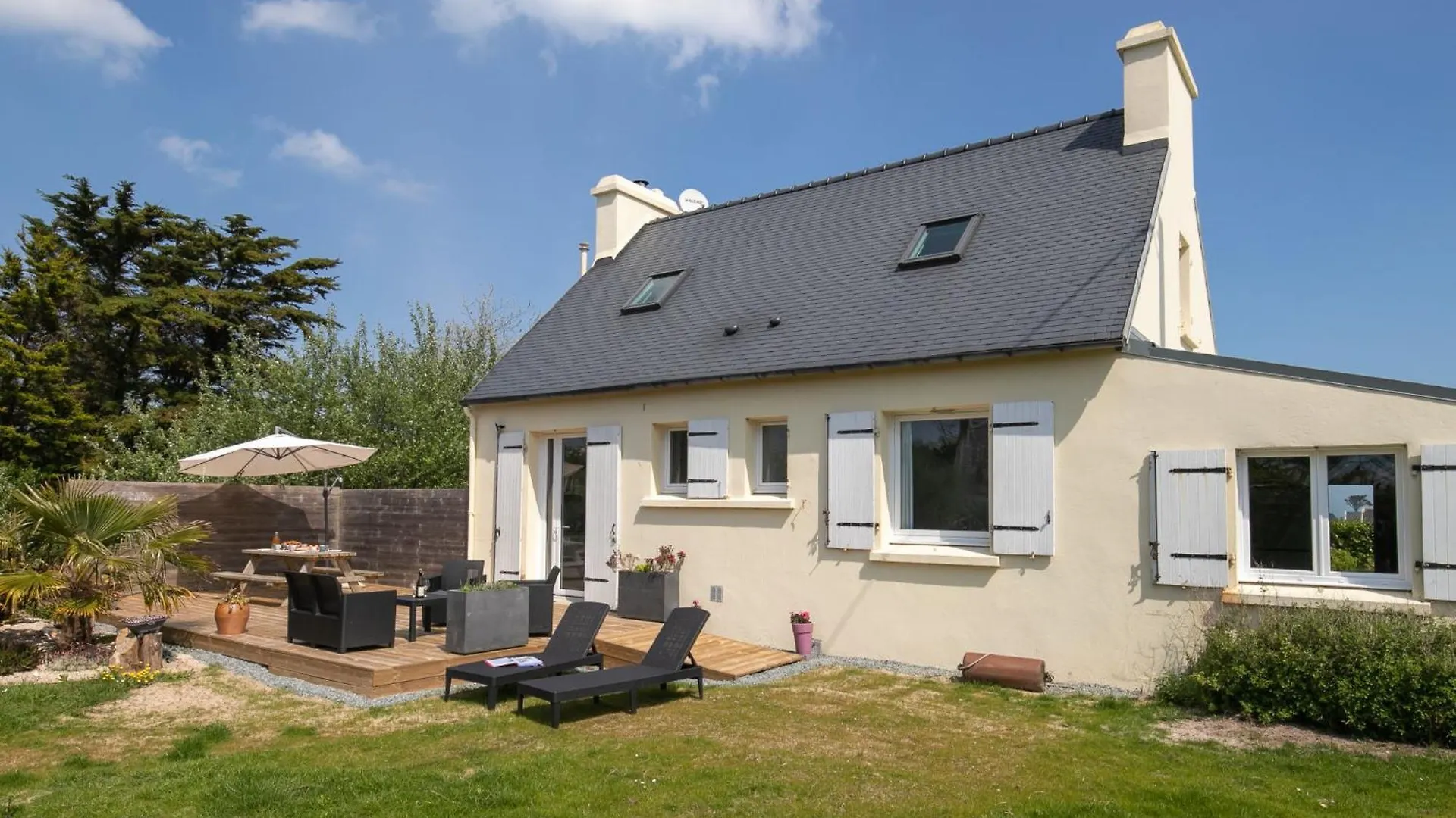 Holiday Home Le Bruit De La Mer - Trouz Ar Mor By Interhome location